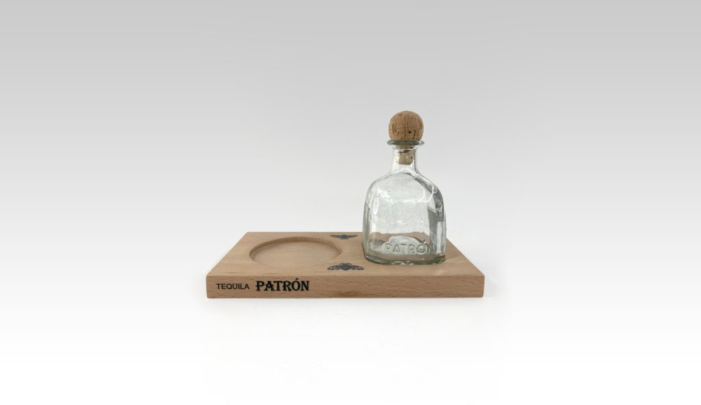 BANDEJA DOS ESPACIOS Tequila Patrón 0612