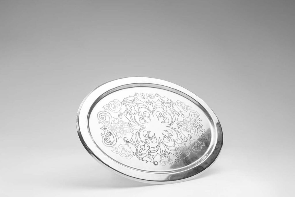 BANDEJA ACERO INOX. GRABADA 50 Days, Albert Adrià, Londres 0132