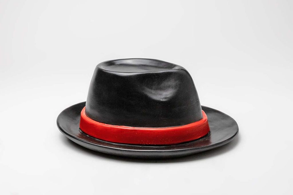 SOMBRERO CINTA ROJA Colección 0138