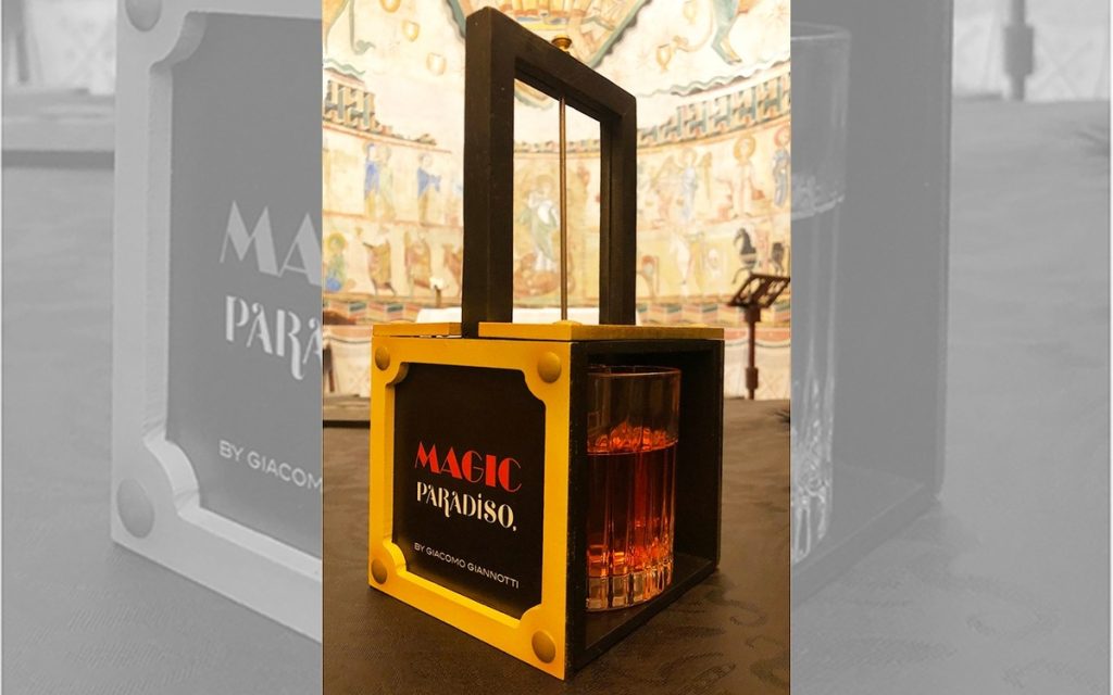 Ref: Guillotina Paradiso, Barcelona 0795 - Disponibilidad: Verde