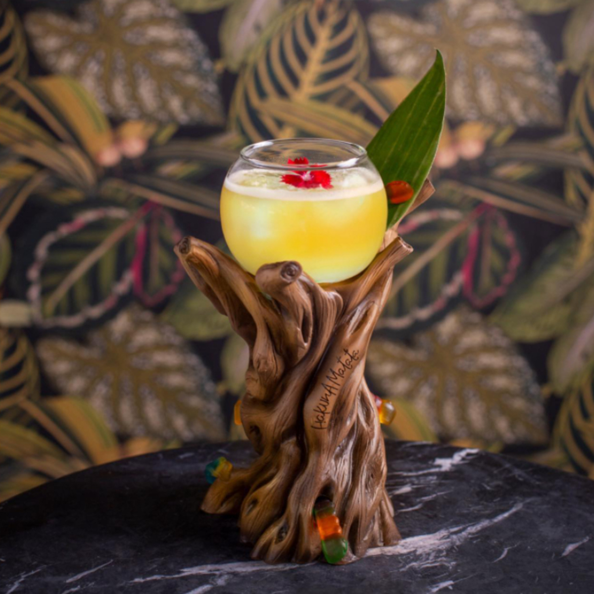 Ref: Tronco Hakuna Matata 26 Lounge Bar, Alicante 0811 - Disponibilidad: Verde